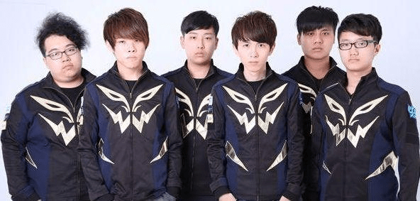 内线球员的 内线球员的