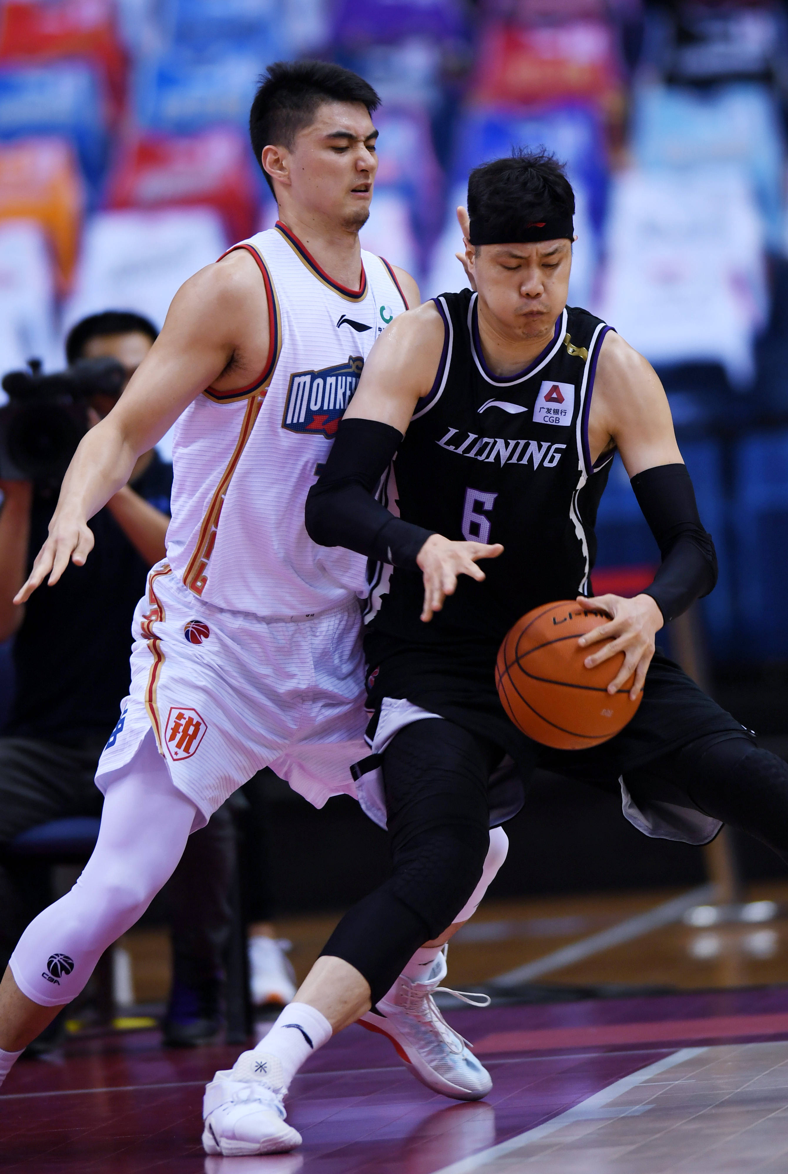 球队主教练 球队主教练